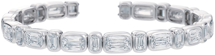 ASHOKA Timo Huggie Cuff Bracelet B1241